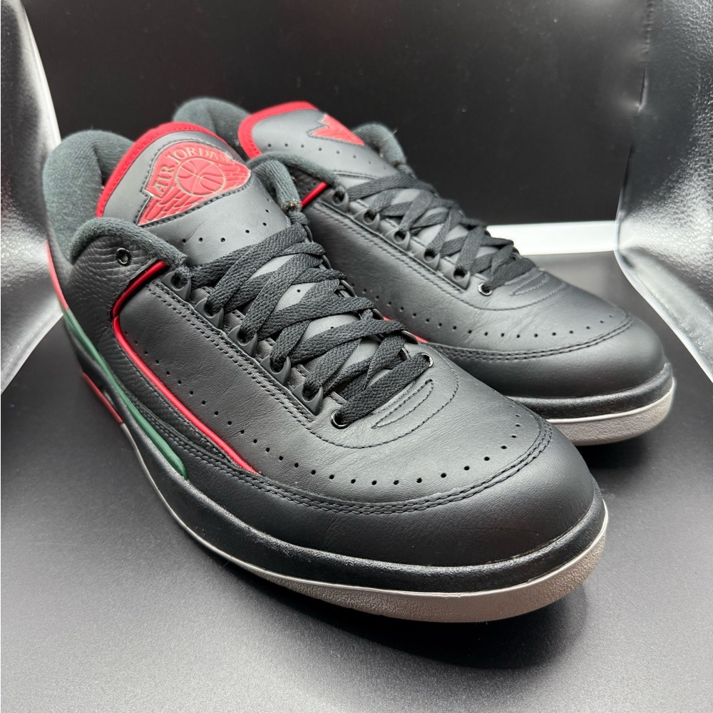Air Jordan 2 Retro Low Christmas Sneakers Size 13 (DV9956 006)